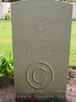 Grave 4.Z.11 Sergeant F.Brookes, Flight Engineer, Halifax NA240 Z5-V, Berlin 1939-1945 War Cemetery